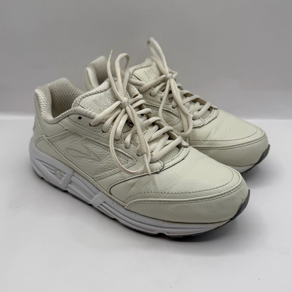 Brooks Addiction Walker Shoes Womens Size 6D Walking Comfort Leather 1200321D11